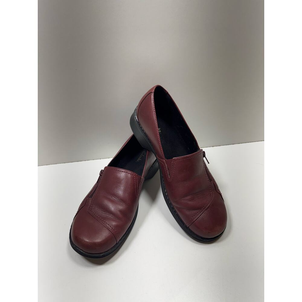 Clark’s Women’s Leather Loafers Burgundy Sz 9.5M Casual Comfort Cushioned Preppy
